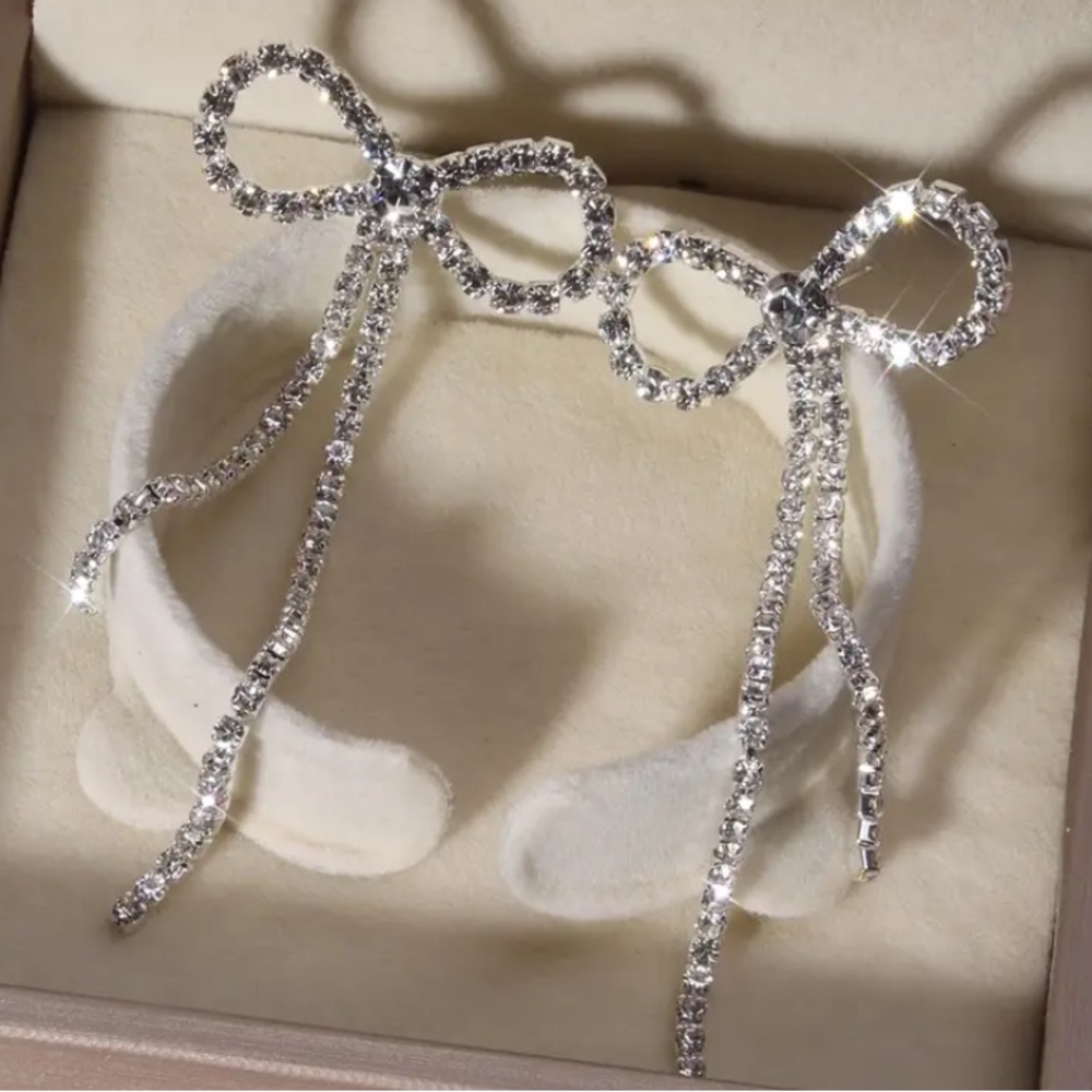 Silver Bow Earrings